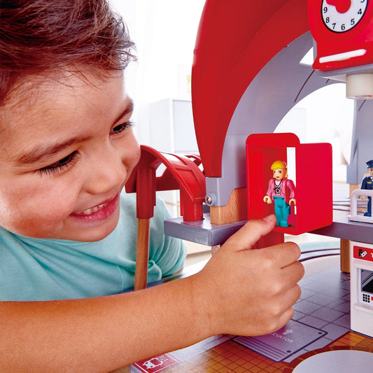 Hape-Grand City Station-E3725-Legacy Toys