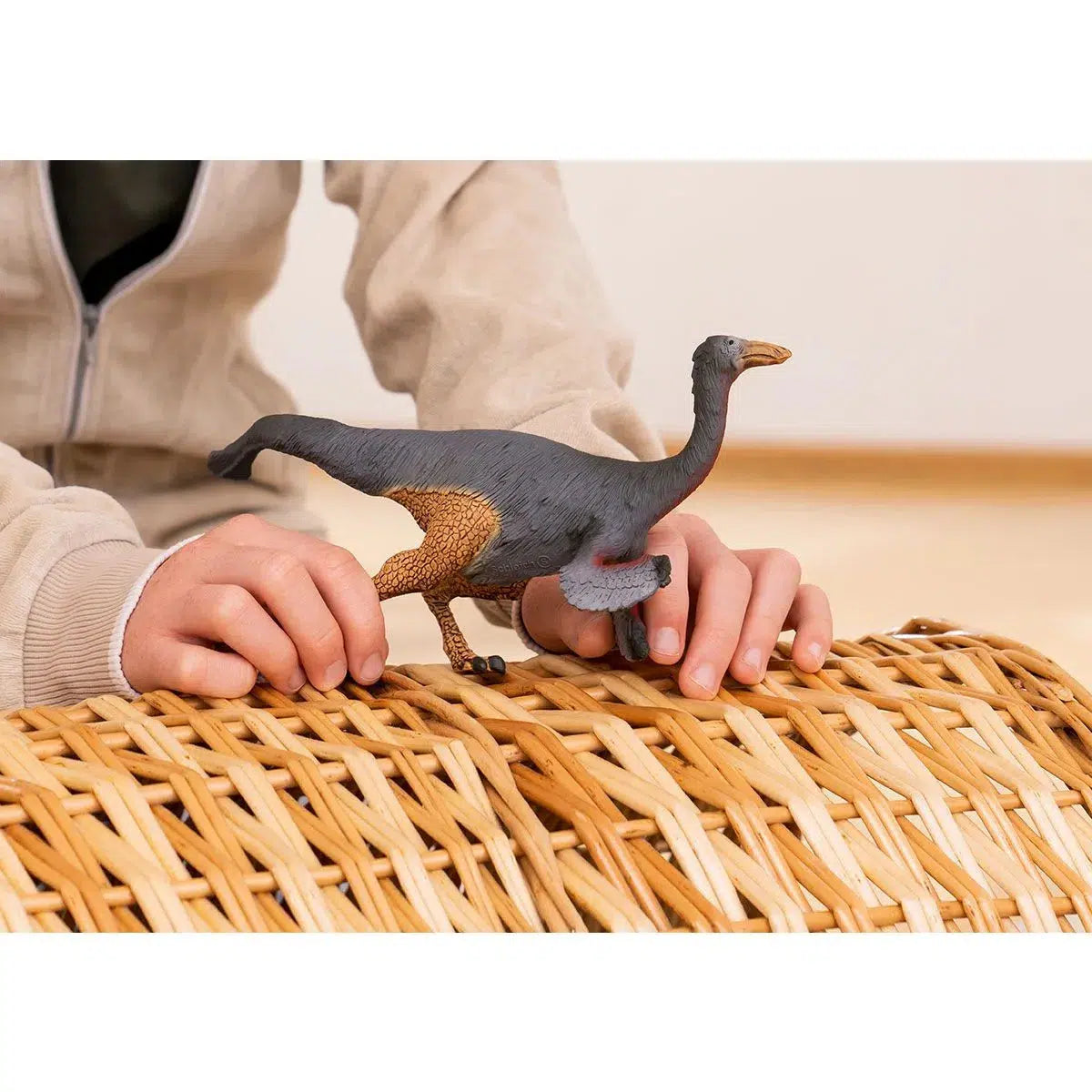 Schleich-Gallimimus-15038-Legacy Toys